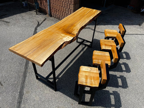 The Rockies - Outdoor Maple Bar Table & Stools